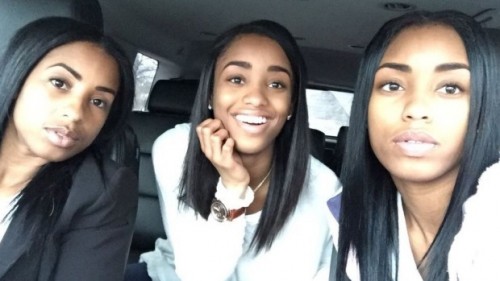 Teen posts picture of twin and mum on internet goes viral