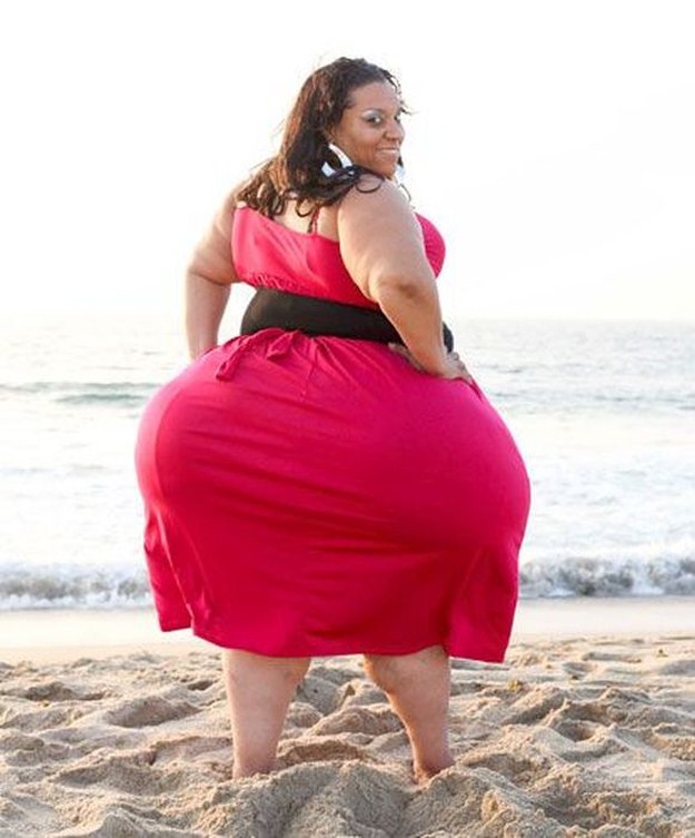 Mikel Ruffinelli (born 1972) is an American woman who currently holds the record of widest hip in the world, according to the World Record Academy. Her weight is more than 420 pounds (190 kg) and her hips measures an unusual 8 feet (2.4 m) in circumference, although her waist is only 3 feet 4 inches (102 cm). She is 5 feet 4 inches tall.