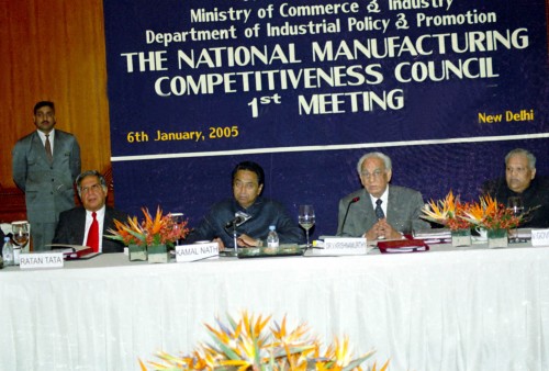 The Union Minister of Commerce and Industry Shri Kamal Nath addressing a meeting of the National Manufacturing Competitiveness Council (NMCC) in New Delhi on January 6, 2005.