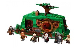 Lego Lord of the Rings Gimli Minifigure for Rs.815 (M.R.P: Rs.7,499)