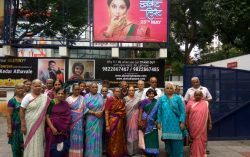 This gesture by fans makes Madhuri Dixit Emotional