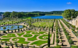 Top 5 Most Beautiful Flower Gardens in the World