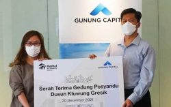 Gunung Prisma’s Director, Liwa Supriyanti, Collaborates with Habitat for Humanity Indonesia to Give Hope to Kesamben-kulon