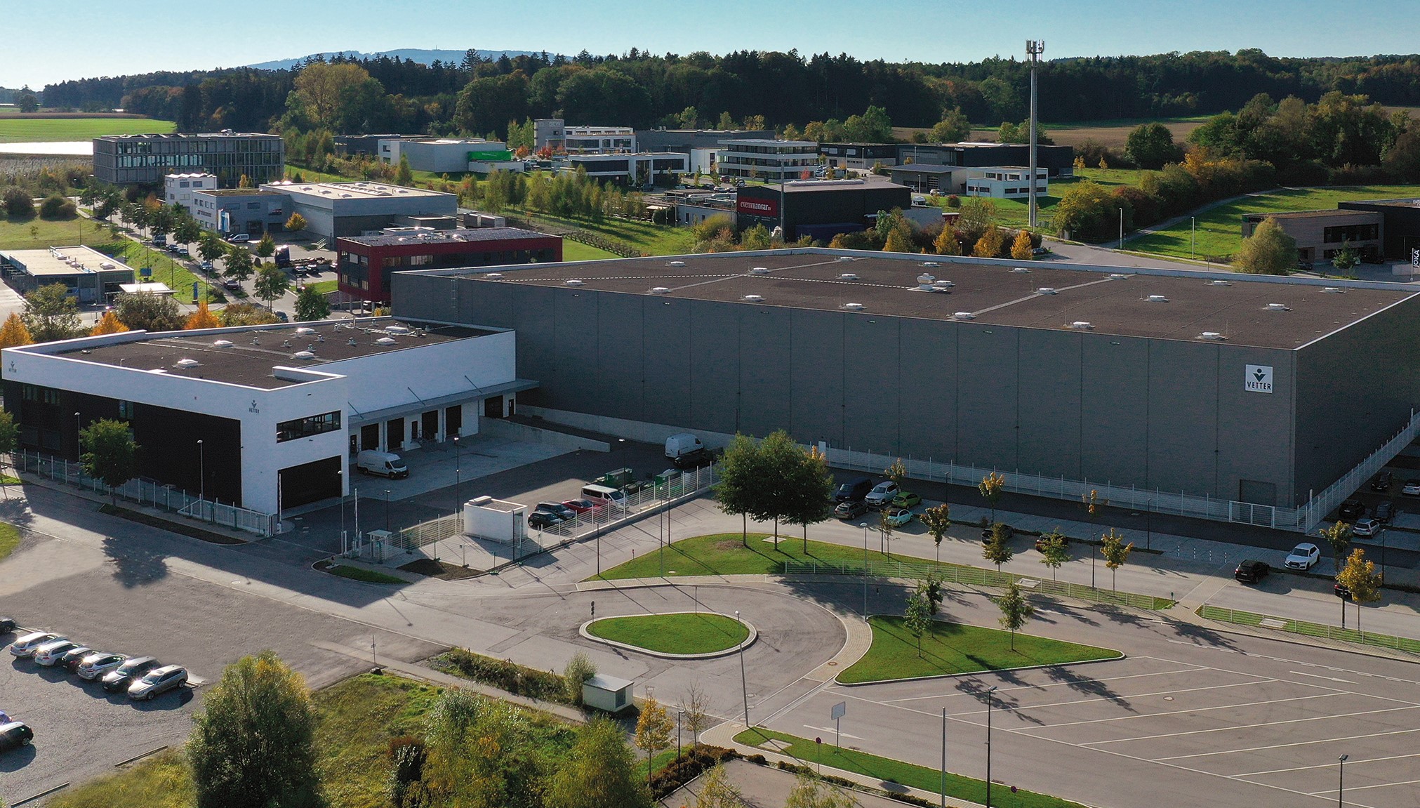  Vetter Pharma International GmbH: New fully automated Vetter warehouse for packaging materials.