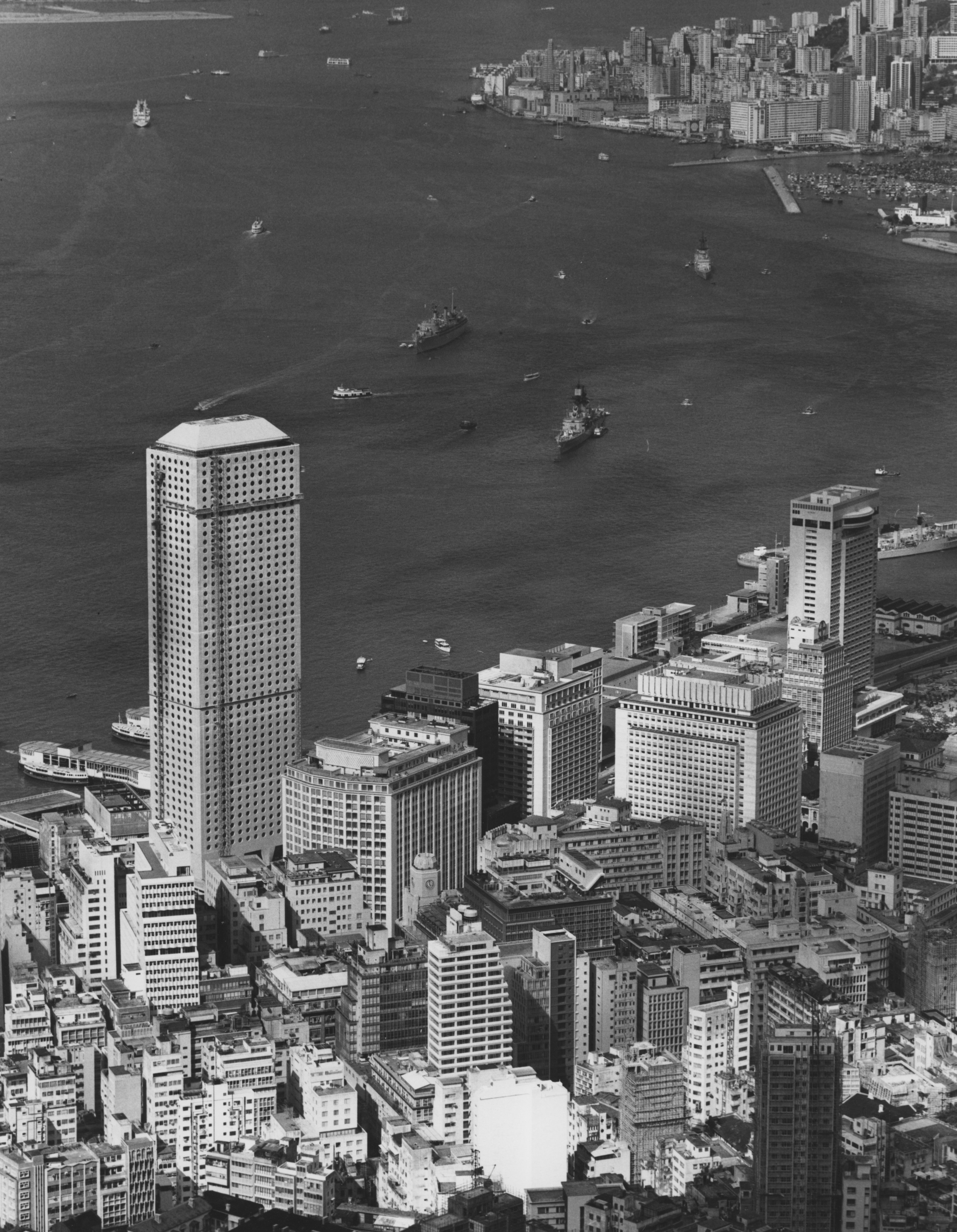 Jardine Matheson and Hongkong Land are commemorating the 50th anniversary of Jardine House, the first skyscraper in Hong Kong. Completed in 1973, Jardine House set new standards with its robust design, fastest lifts, largest air conditioning chillers, and iconic 1,748 circular glazed windows that offer unobstructed harbour views.