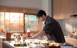 Win Metawin and Coca-Cola Unwrap the Magic of Mealtimes in A Heartwarming Film Celebrating Sibling Bonds