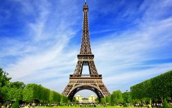 10 Best Attractions to Visit in Paris with Family