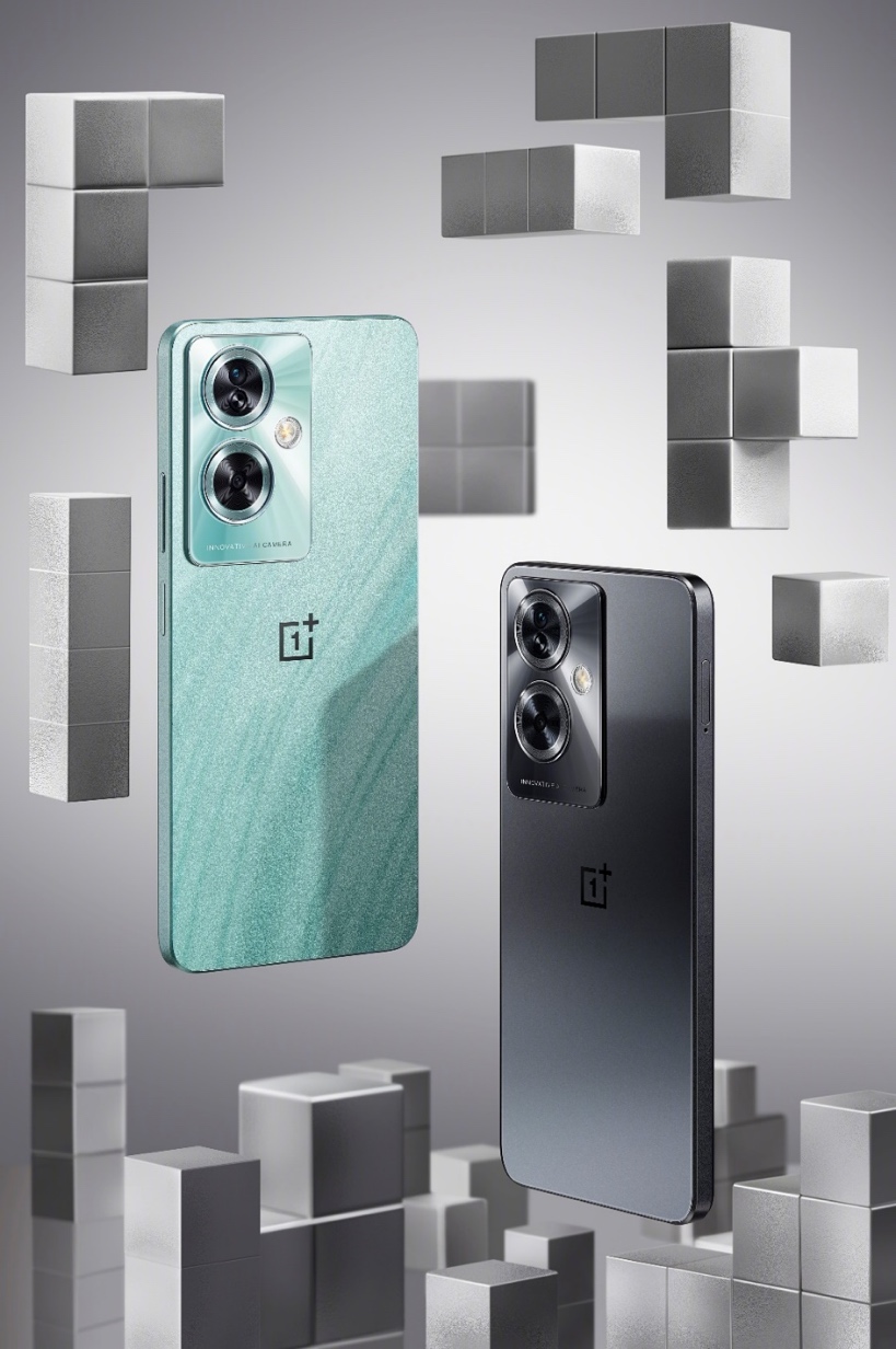 The OnePlus Nord N30 SE 5G – Cyan Sparkle and Black Satin