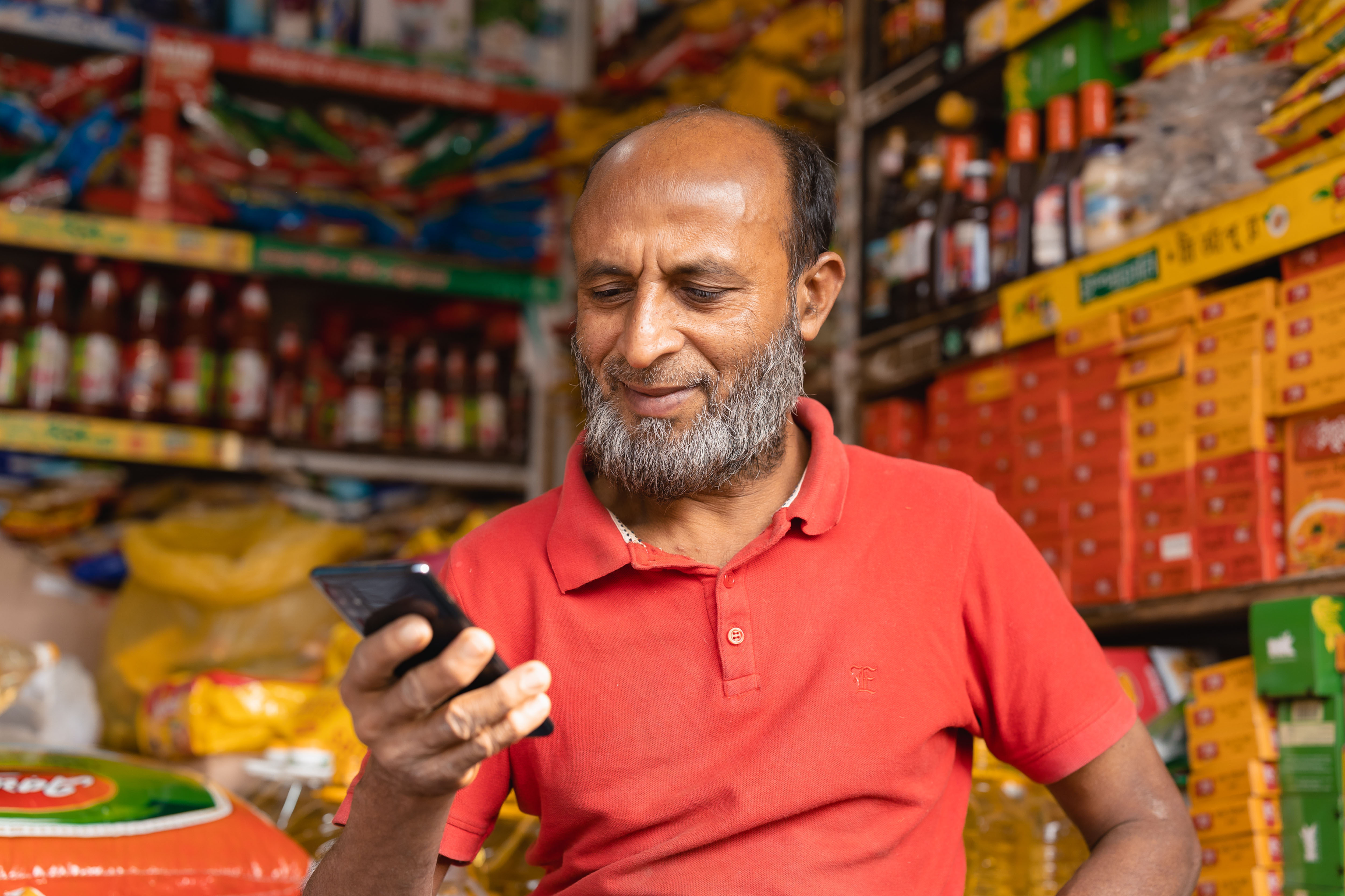 Small shop owner uses ShopUp's B2B commerce app