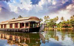 Top 10 Must-Visit Tourist Destinations in Kerala: Exploring God’s Own Country