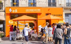 Soup-stock Noodle House Shine in Paris, Baixiang Chinese Noodles Leading the New Trend of Going Overseas