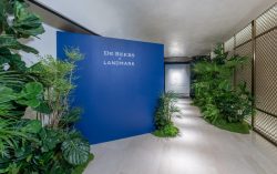 De Beers and Landmark Present “Inspired By Nature” Exhibition Featuring The First Exclusive Display Of Rare Fancy Colour And White Diamonds In Hong Kong