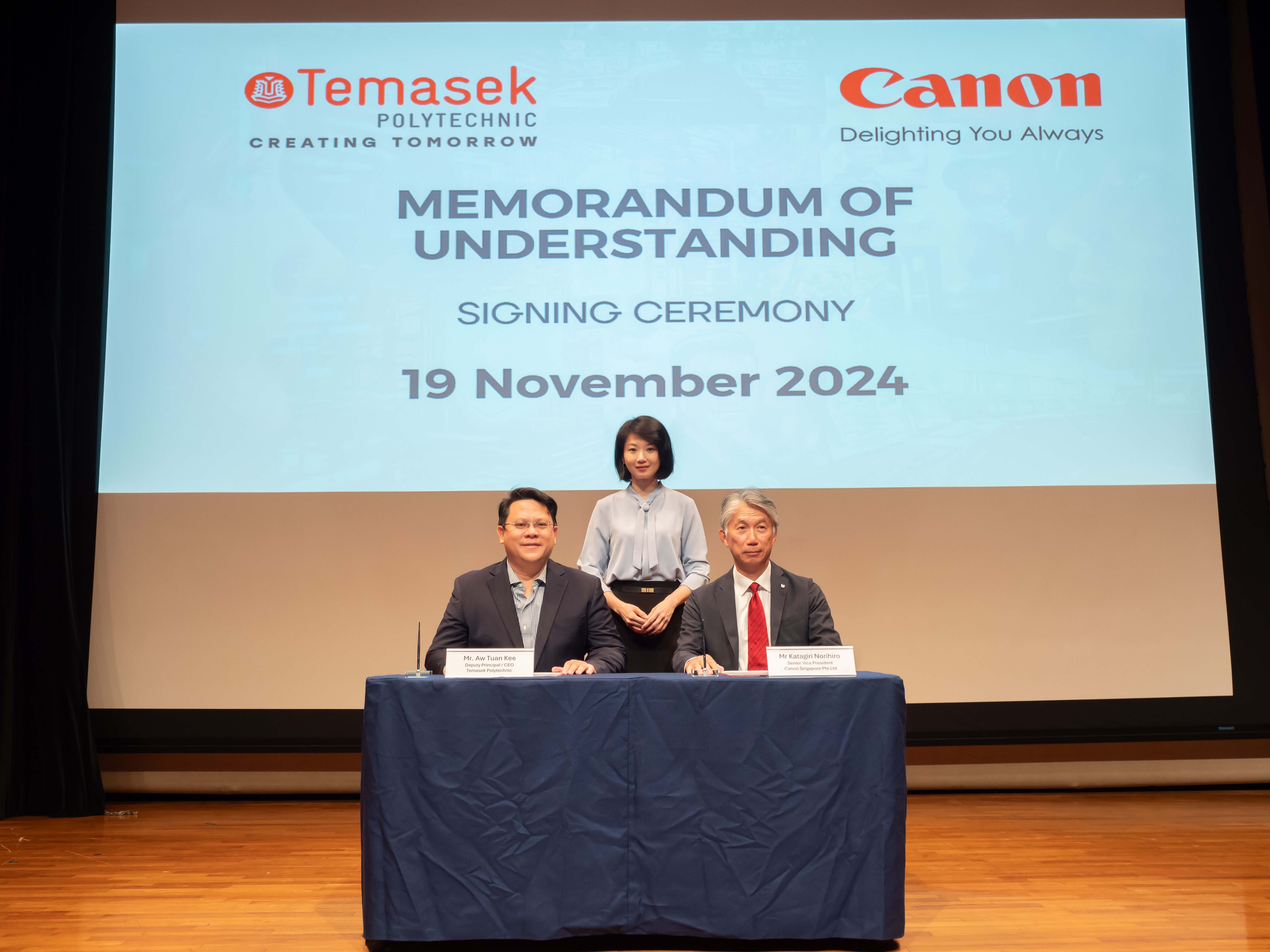 Canon Singapore and Temasek Polytechnic signing a Memorandum of Understanding to advance the security industry. From left to right: Mr. Aw Tuan Kee, Deputy Principal of Temasek Polytechnic, Ms. Sun Xueling, Minister of State, Ministry of Home Affairs & Ministry of Social and Family Development, and Mr. Norihiro Katagiri, Senior Vice President, Canon Singapore.